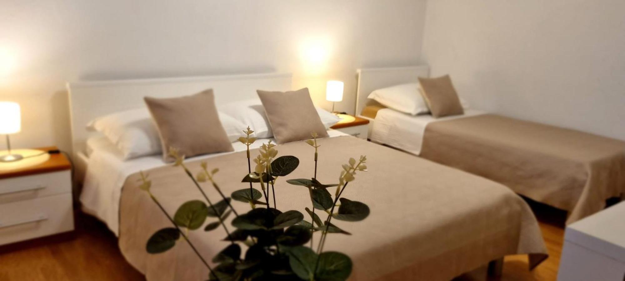 Bed & Breakfast Huljic Hvar Town Buitenkant foto